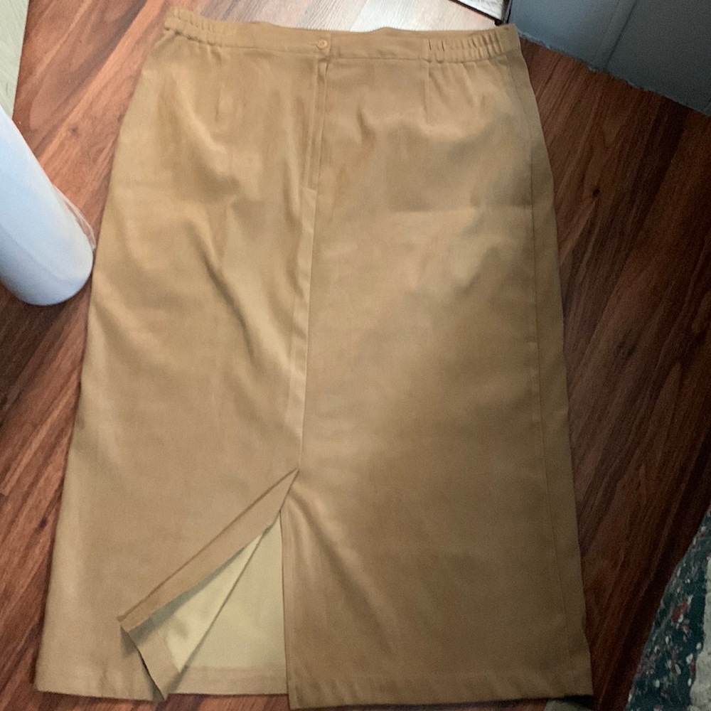 Tradition skirts WOMENS size 16- 1X